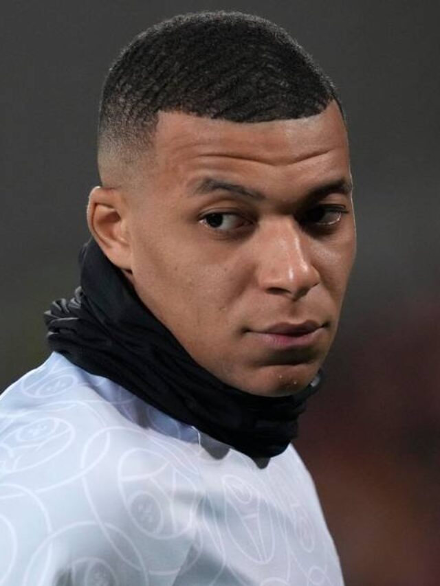 World Cup star Mbappé gets 5 goals for PSG in French Cup win .<span class="rmp-archive-results-widget rmp-archive-results-widget--not-rated"><i class=" rmp-icon rmp-icon--ratings rmp-icon--star "></i><i class=" rmp-icon rmp-icon--ratings rmp-icon--star "></i><i class=" rmp-icon rmp-icon--ratings rmp-icon--star "></i><i class=" rmp-icon rmp-icon--ratings rmp-icon--star "></i><i class=" rmp-icon rmp-icon--ratings rmp-icon--star "></i> <span>0 (0)</span></span>